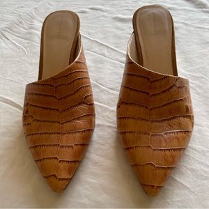 Something Navy Anna Dress Mule in Tan Embossed Croc Leather Size 8